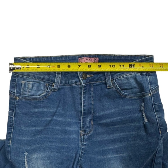 Wax Jean size 13/31 Jeans. Pockets on front and back, with belt loops. - Picture 6 of 11